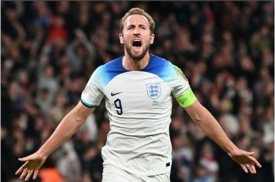 关于凯恩在TL比赛中重返赛场，夺冠引发热议！再创辉煌时刻的信息-爱游戏智能体验