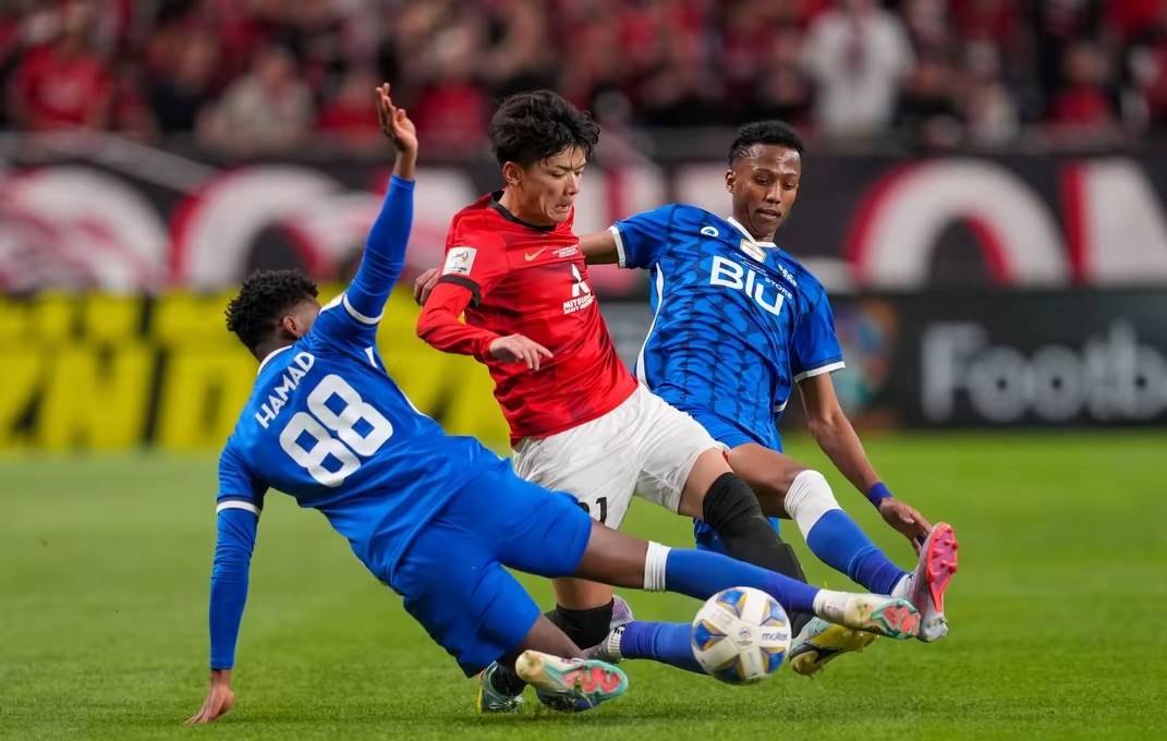 窗口期世俱杯传出新动向，国际米兰再遭质疑，高层表态——值得警惕，临场指挥获称赞(足坛最新转会一览表)-爱游戏赛事中心